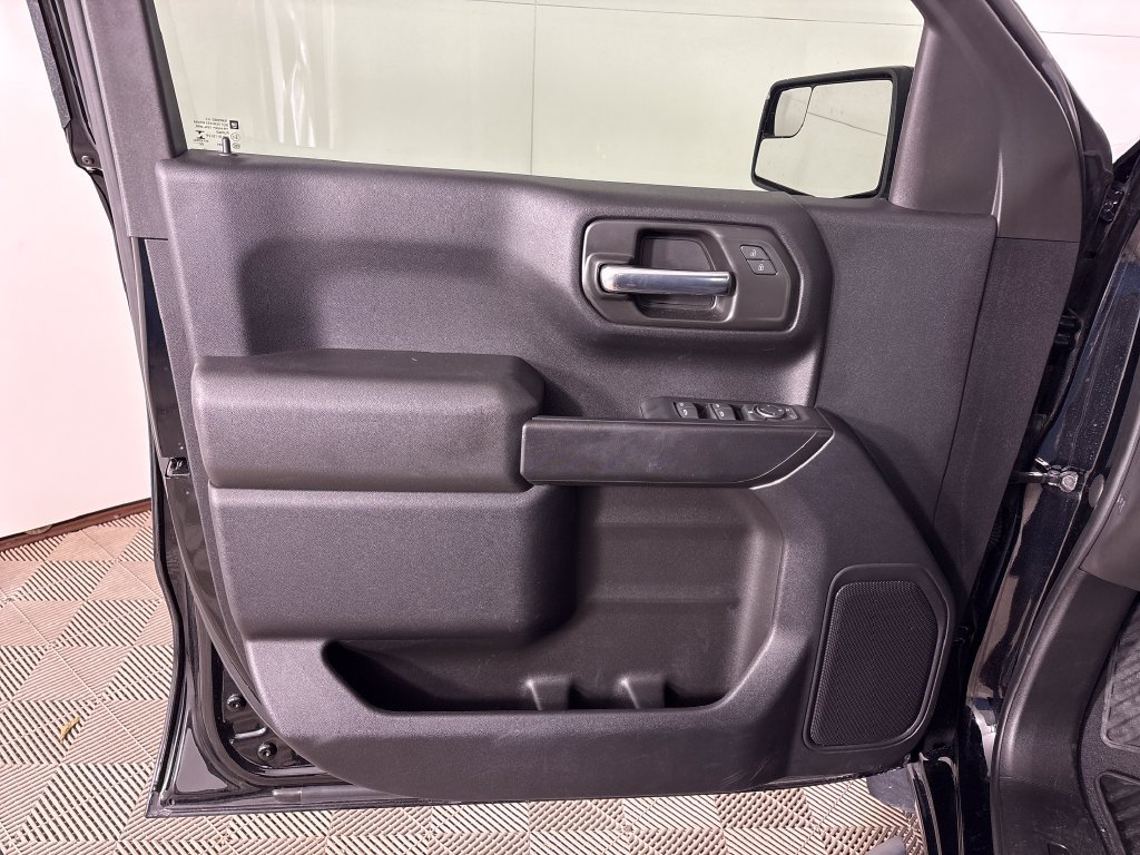 Used 2022 Chevrolet Silverado 1500 Custom RWD image 15