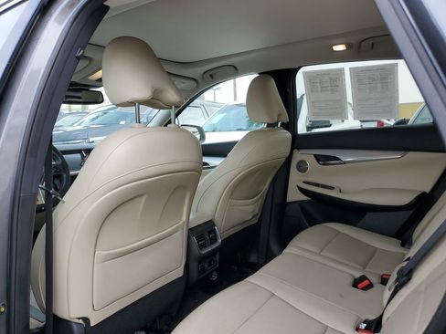 Used 2019 INFINITI QX50 Essential w/ Premium Audio Package image 11