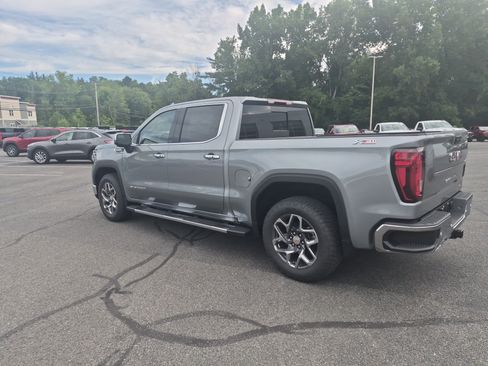 Used 2026 GMC Sierra 1500 SLT w/ SLT Premium Plus Package AWD/4WD image 3