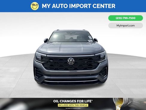 Used 2025 Volkswagen Atlas Cross Sport SEL Premium R-Line AWD/4WD image 2