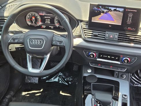 Certified 2024 Audi Q5 2.0T Premium w/ Summer of Audi Package AWD/4WD image 35