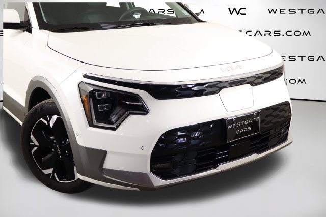 Certified 2023 Kia Niro Wave FWD image 49