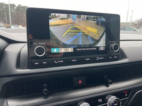 Used 2025 Honda CR-V EX image 17