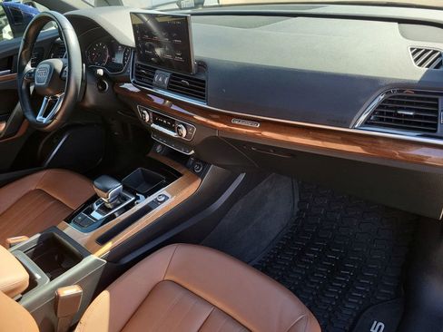 Used 2022 Audi Q5 2.0T Premium w/ Convenience Package image 28