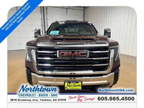 Used 2024 GMC Sierra 2500 SLT w/ SLT Premium Package AWD/4WD image 9
