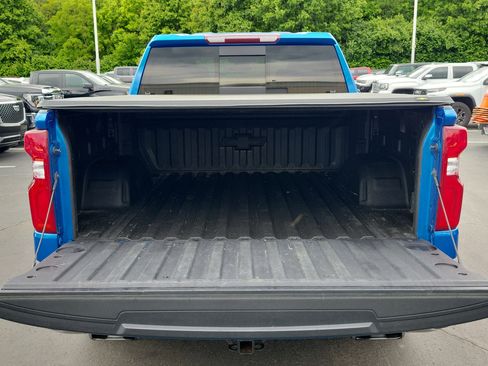 Used 2022 Chevrolet Silverado 1500 LTZ w/ LTZ Premium Package AWD/4WD image 8