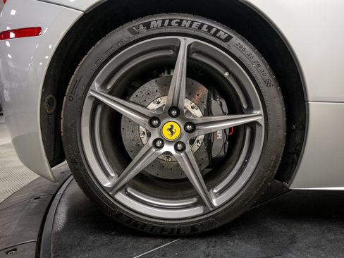 Used 2012 Ferrari 458 Spider RWD image 41