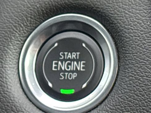 Used 2024 Chevrolet Colorado LT w/ LT Convenience Package III RWD image 25