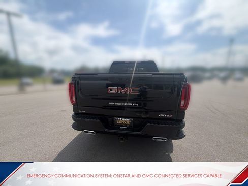Used 2023 GMC Sierra 1500 AT4 w/ AT4 Premium Package AWD/4WD image 10