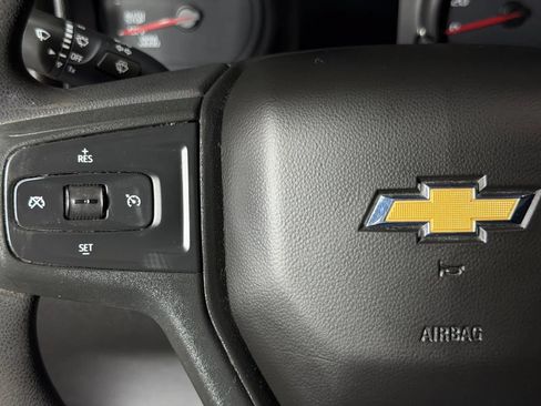 Used 2022 Chevrolet Silverado 1500 Custom AWD/4WD image 28