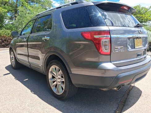 Used 2013 Ford Explorer Limited FWD image 16