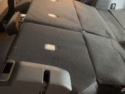 Certified 2025 Toyota RAV4 XLE AWD/4WD image 33