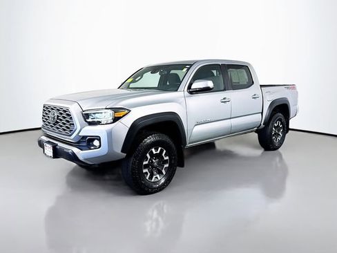 Used 2023 Toyota Tacoma TRD Off-Road AWD/4WD image 2