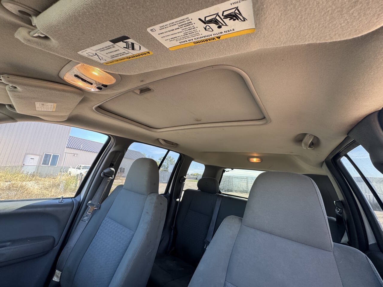 Used 2005 Jeep Liberty Sport AWD/4WD image 31