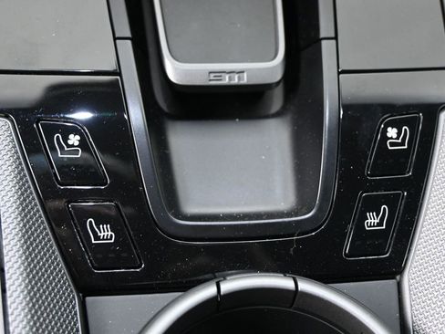 Used 2022 Porsche 911 Carrera S image 15