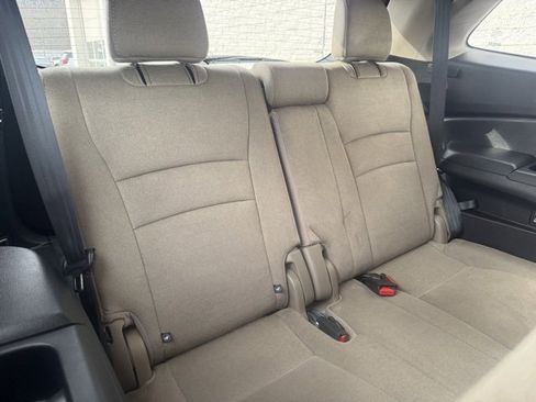 Used 2019 Honda Pilot LX image 21