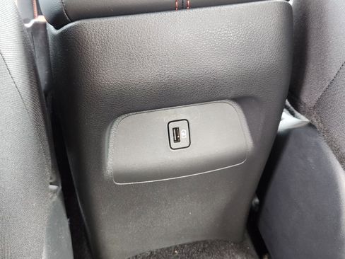 Used 2025 Nissan Sentra SR w/ Trunk Package FWD image 31