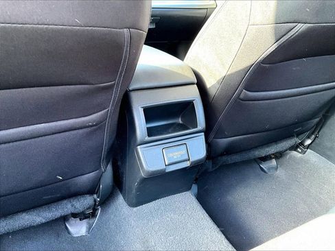 Used 2018 Subaru Legacy 2.5i Premium w/ Eyesight & BSD & Rcta & HBA AWD/4WD image 28