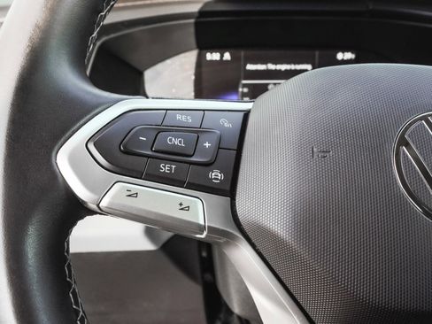 Used 2022 Volkswagen Taos SE image 20