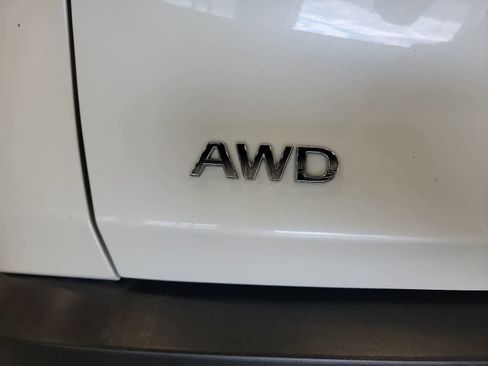 Used 2024 INFINITI QX60 Luxe AWD/4WD image 9