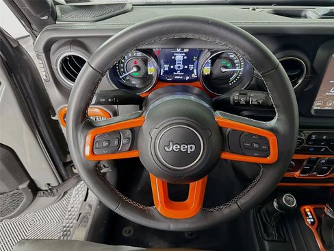 Used 2022 Jeep Wrangler Unlimited Sahara w/ Cold Weather Group image 12