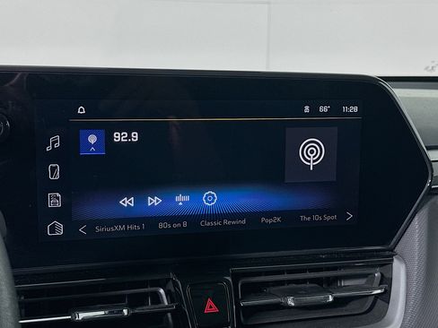 Used 2025 Chevrolet TrailBlazer LT FWD image 19