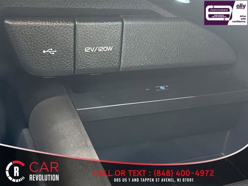 Used 2023 Toyota Camry XSE image 30