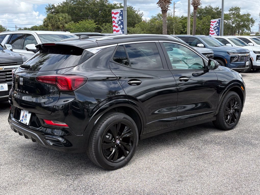 Used 2024 Buick Encore GX Sport Touring AWD/4WD image 11