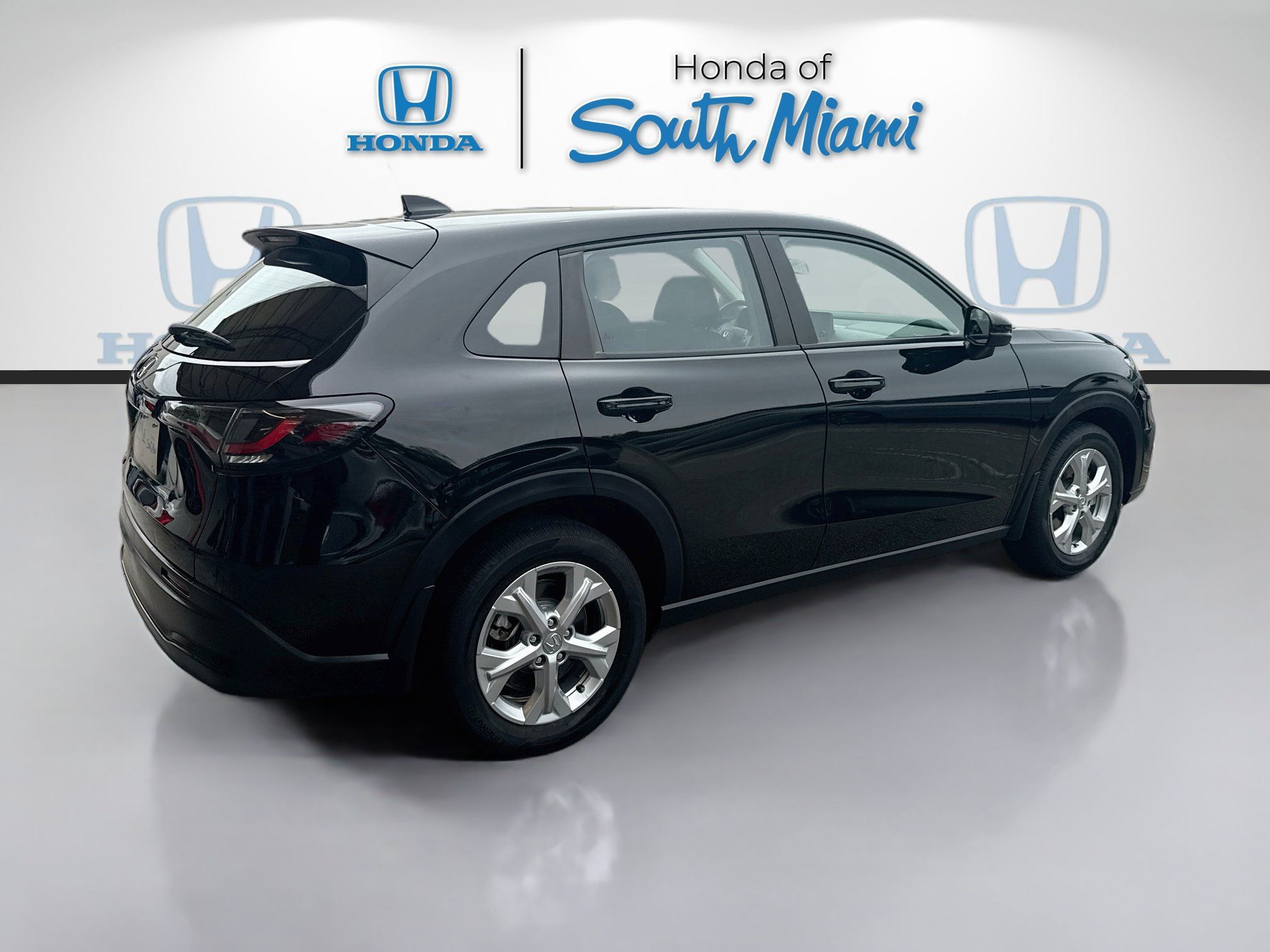 Certified 2025 Honda HR-V LX image 7