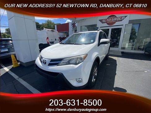 Used 2015 Toyota RAV4 XLE AWD/4WD image 1