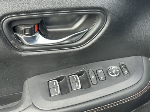 Used 2024 Honda HR-V Sport image 13
