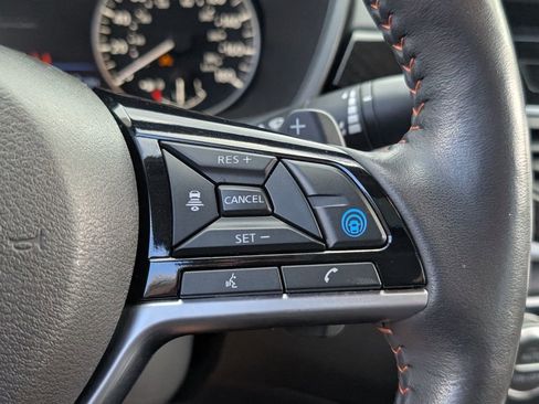 Used 2023 Nissan Altima 2.0 SR FWD image 26