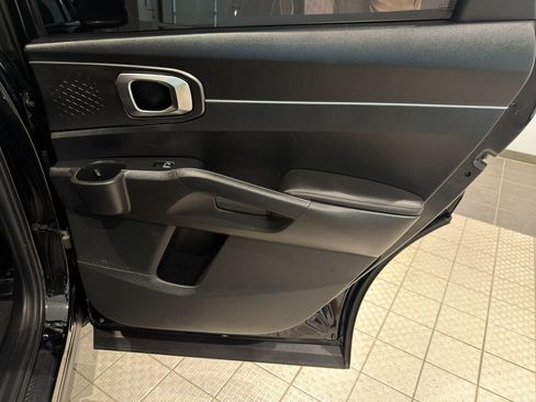Certified 2022 Kia Sorento S FWD image 20