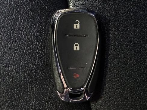 Used 2020 Chevrolet Equinox LS FWD image 32