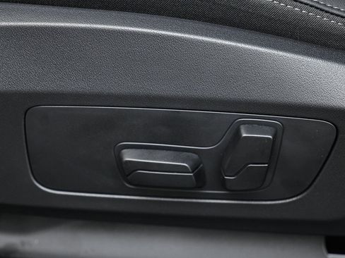 New 2026 BMW X2 xDrive28i w/ Technology Package image 22