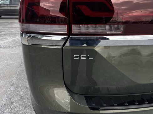 New 2026 Volkswagen Atlas SEL Premium R-Line image 33