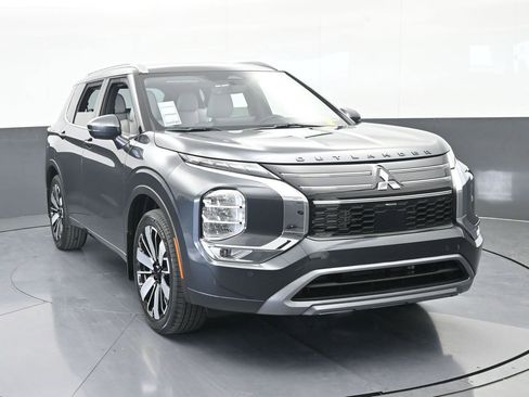 New 2026 Mitsubishi Outlander SEL FWD image 9