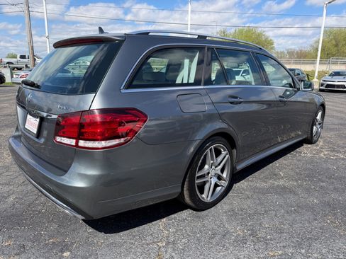 Used 2016 Mercedes-Benz E 350 4MATIC Wagon w/ Premium Package image 11