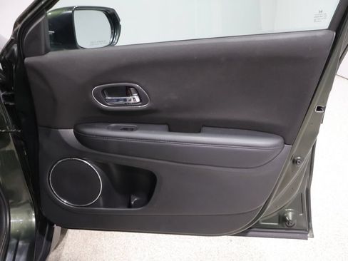 Used 2018 Honda HR-V EX image 22