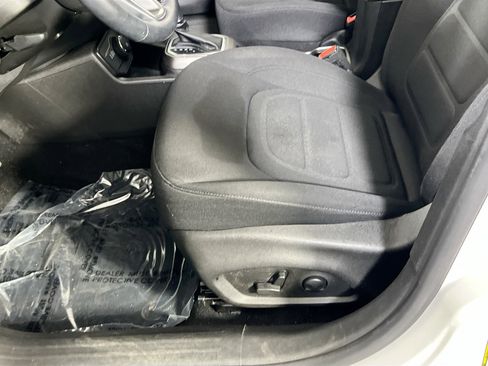Used 2022 Jeep Renegade Latitude w/ Sun/Sound Group AWD/4WD image 19