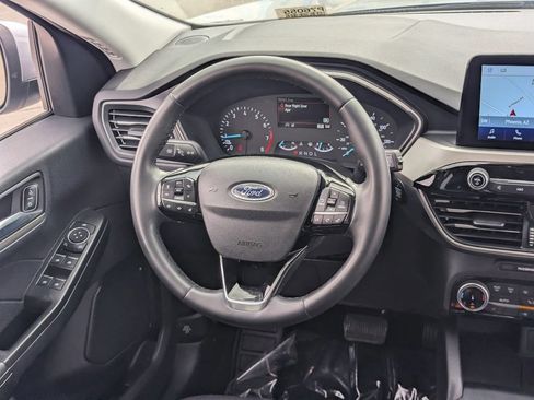 Used 2022 Ford Escape SEL FWD image 13