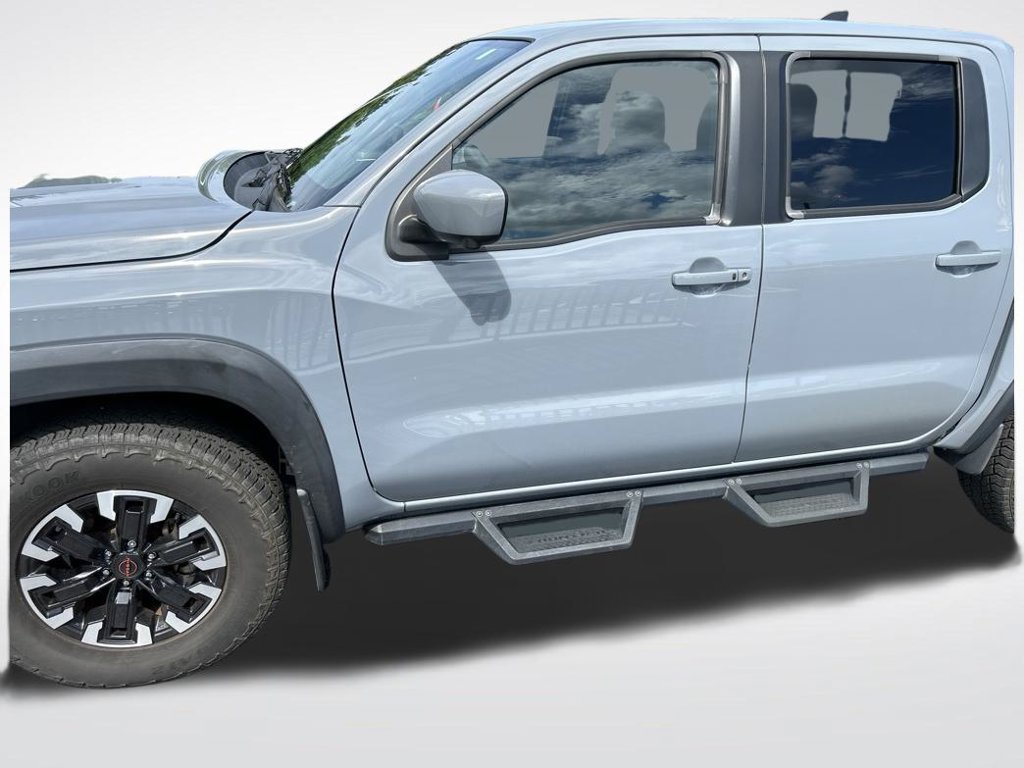 Used 2024 Nissan Frontier PRO-4X w/ Pro Convenience Package AWD/4WD image 2