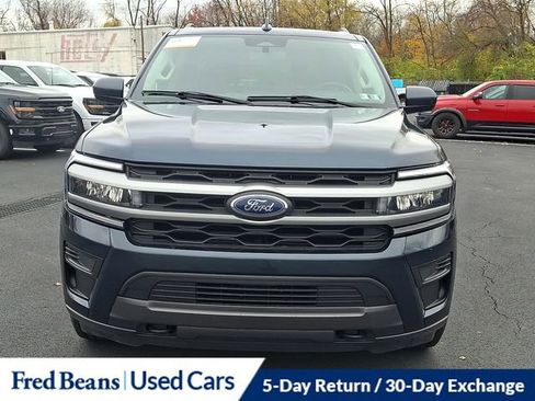 Certified 2022 Ford Expedition Max XLT image 3