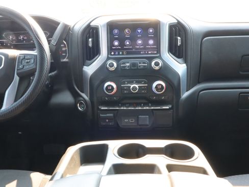 Used 2020 GMC Sierra 1500 SLE w/ SLE Value Package AWD/4WD image 12