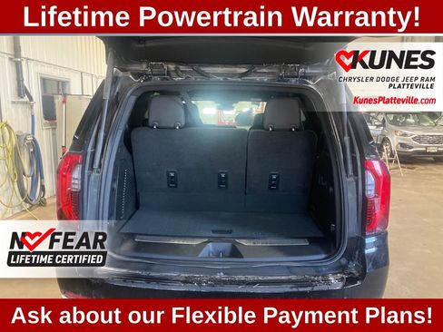 Used 2025 GMC Yukon Denali w/ LPO, Floor Liner Package image 30