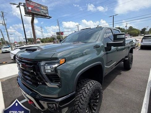 Used 2025 Chevrolet Silverado 2500 LT w/ Trail Boss Package AWD/4WD image 1