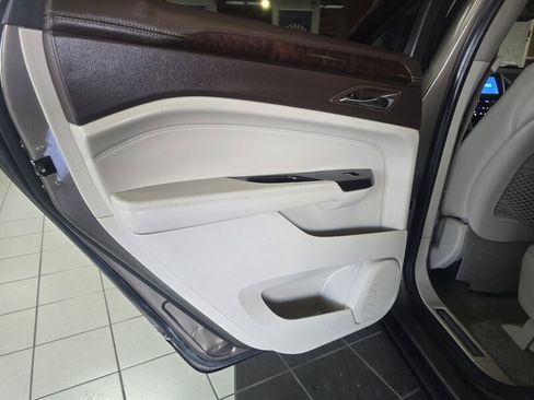 Used 2016 Cadillac SRX Premium image 10