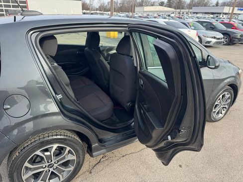 Used 2018 Chevrolet Sonic LT image 10