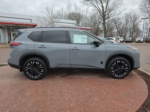 New 2026 Nissan Rogue SV AWD/4WD image 2