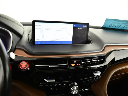 Certified 2024 Acura MDX SH-AWD w/ Technology Package image 25
